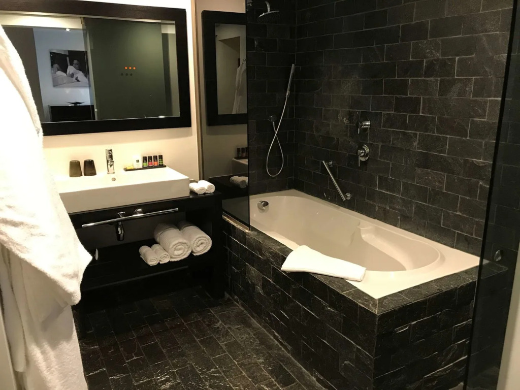 YOOMA Urban Lodge