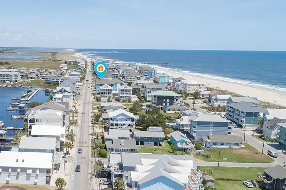 Jellyfish Hideaway by Sea Scape Properties