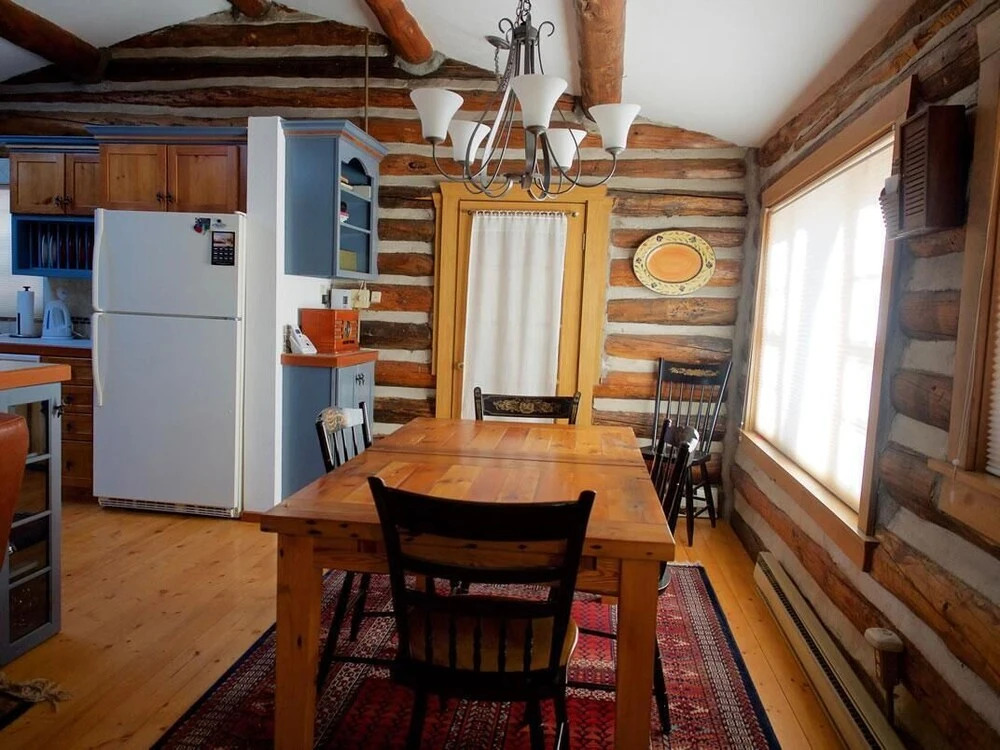 Tuckers - 2 Br Cabin