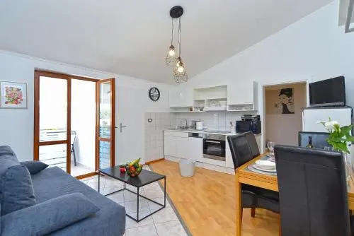 Apartment Senada 1727