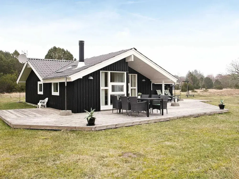 5 Person Holiday Home in Albaek