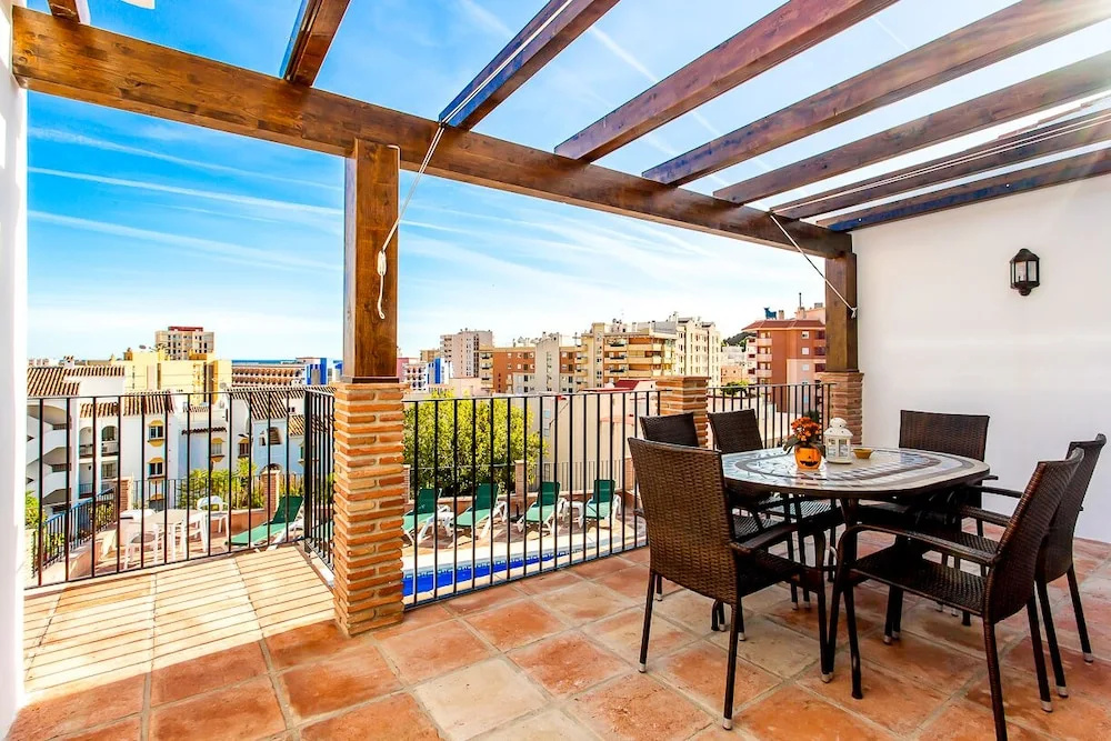 Villa Chispita & Sevilla Torreblanca