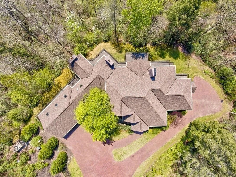 Misty Mountain Manor 6 Bedroom Home by Redawning