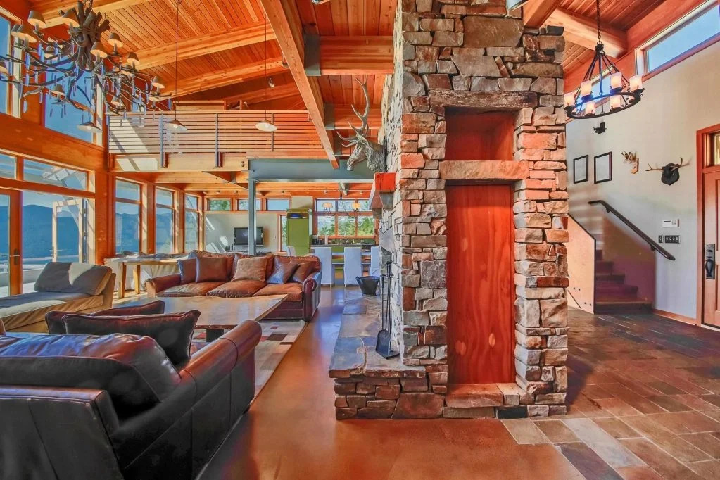 Lookout Lodge