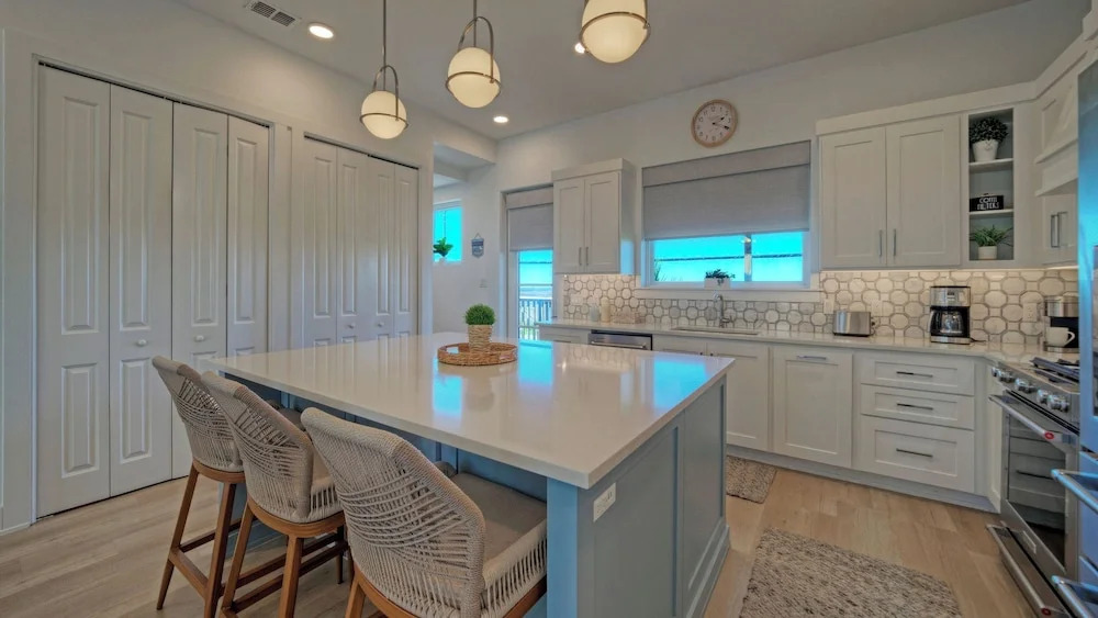 2 Dorado Dunes Homes by Avantstay Pools + Golf Cart Boardwalk Access Sleeps 22
