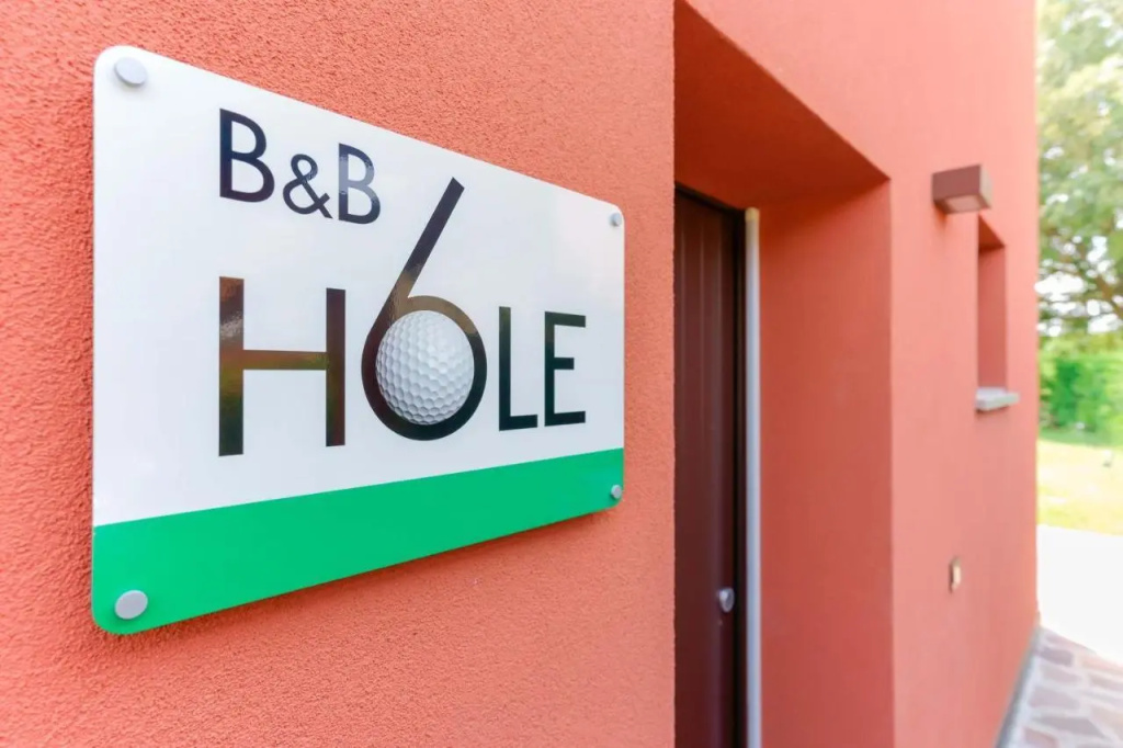 B&B Hole6