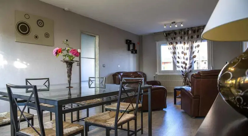 La Maison Orange