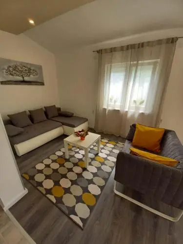 Apartmani Alma