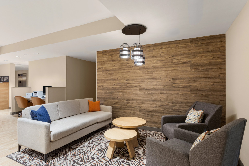 Sonesta Simply Suites Huntsville Research Park