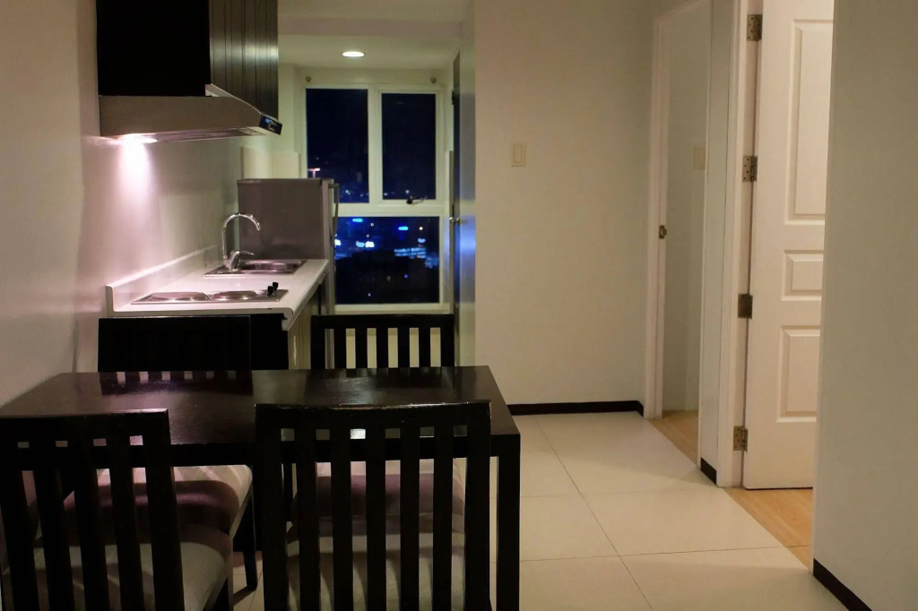 Goldland Millenia Suites