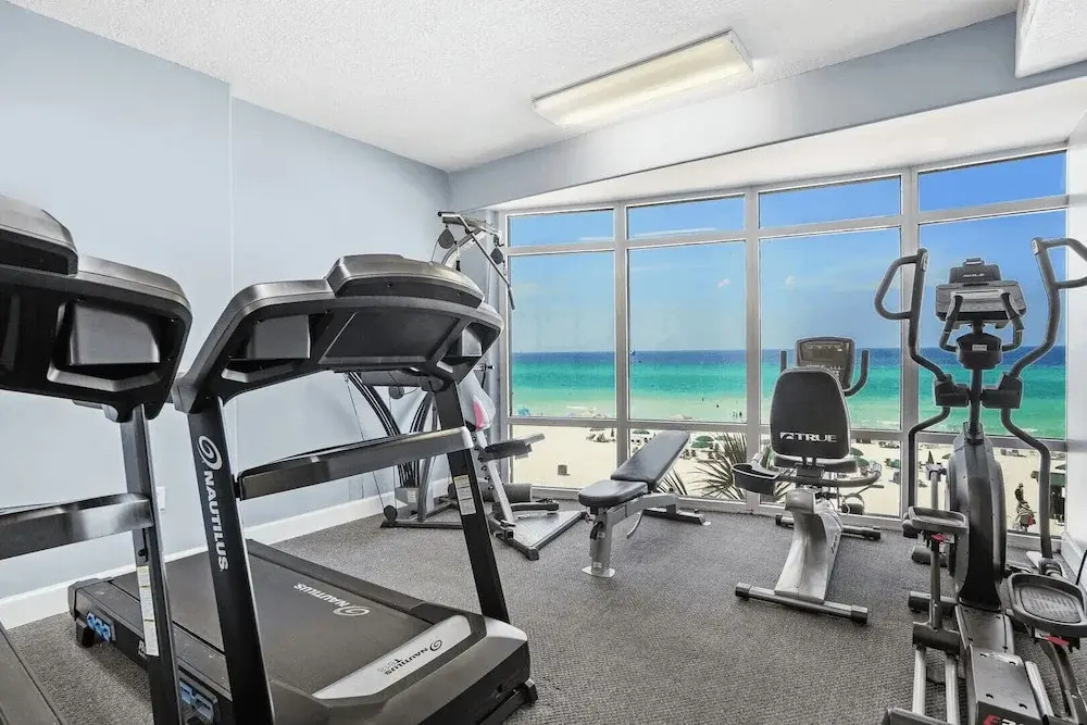 Emerald Isle 701 by Avantstay Gul Front Corner Unit 2 Pools