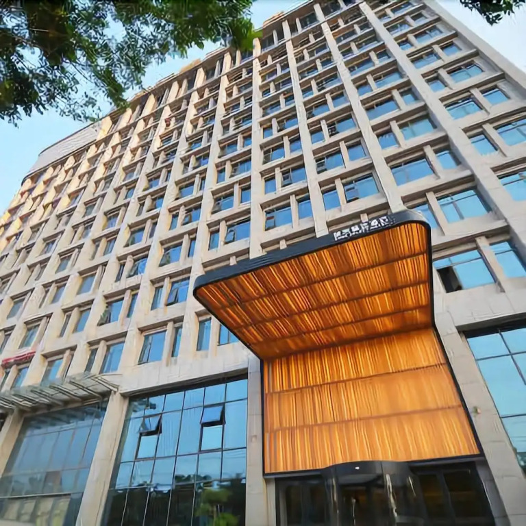 East Select Hotel