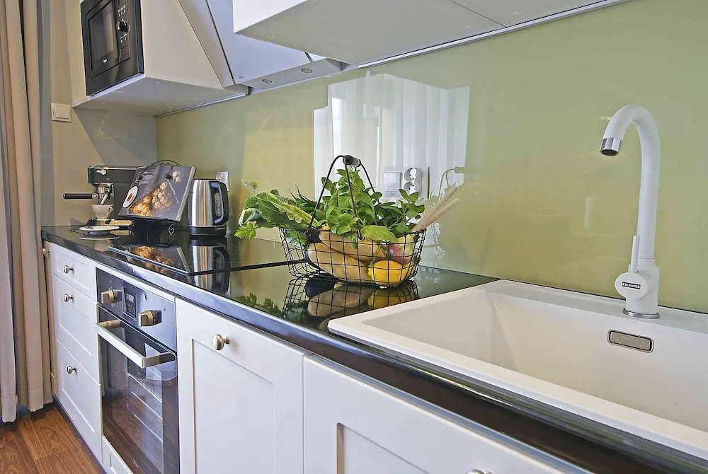 IRS ROYAL APARTMENTS - IRS Brabank