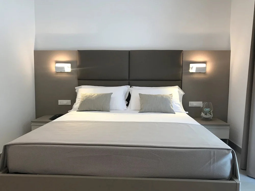 Hotel Paris Resort