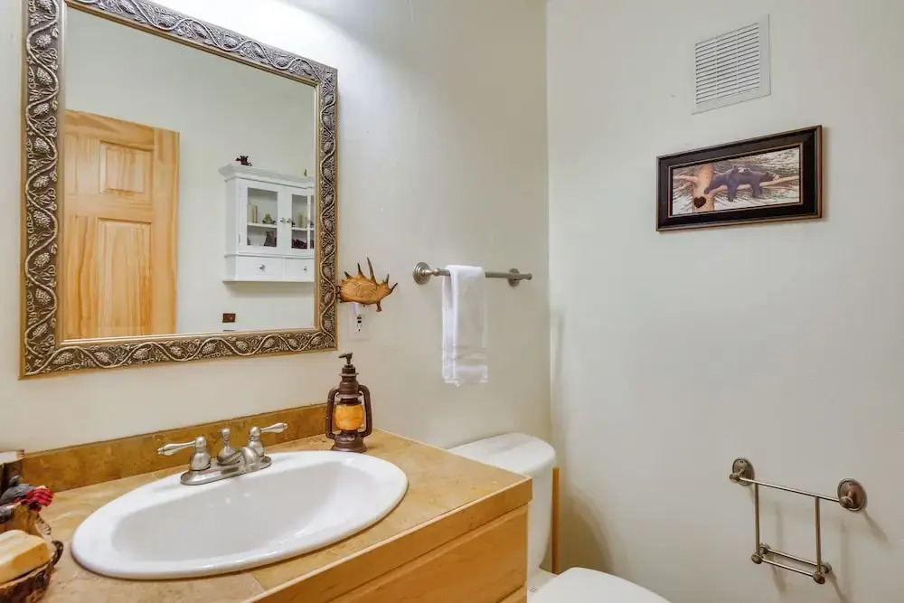 Hot Tub + Game Room: Fairplay Cabin Near Hiking