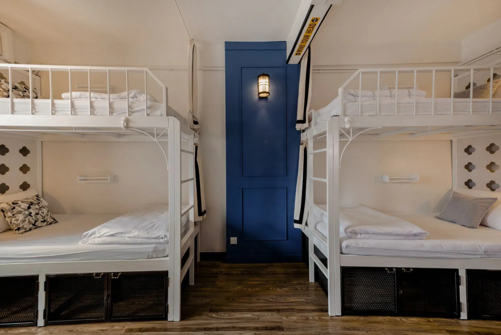 The Quarter Bangkok Poshtel & Coworking - Hostel