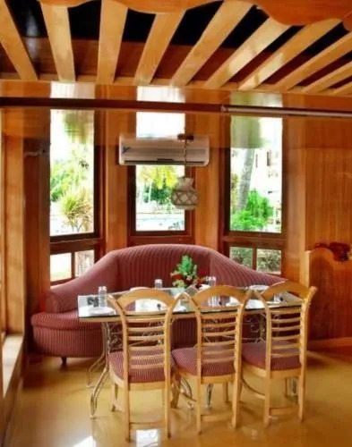 Hotel Singaar International