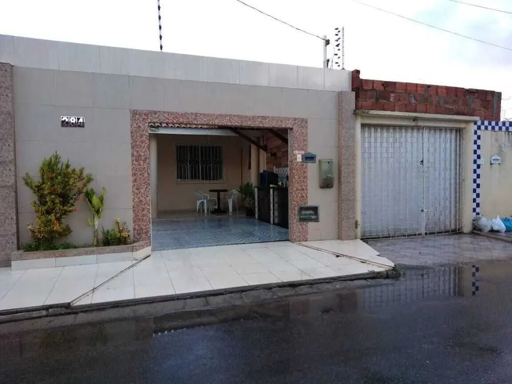 Casa Temporada Próx. Praia Aruana