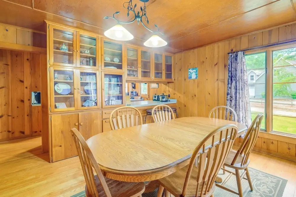 Rapid City Cottage w/ Patio Near Beach Access!