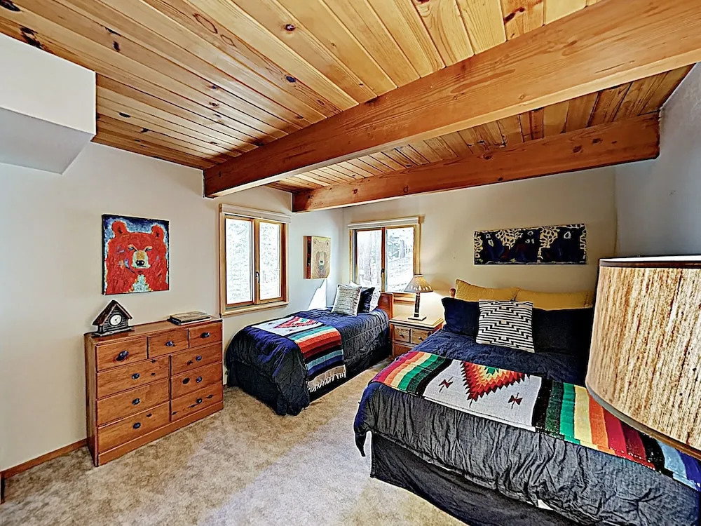 Remodeled Home W/ Shuttle To Northstar Village Home