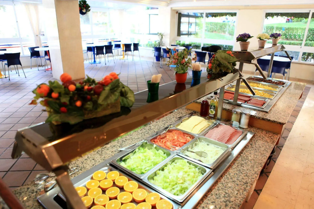 Курортный отель MLL Palma Bay Club