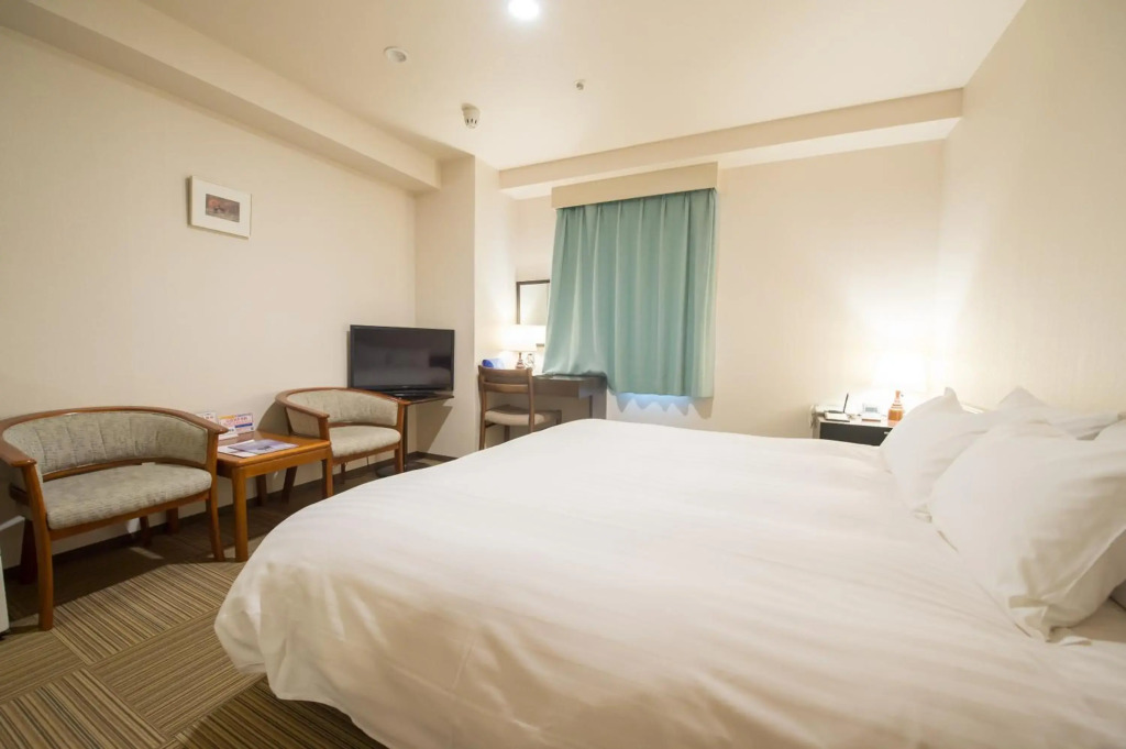Shizunai Eclipse Hotel