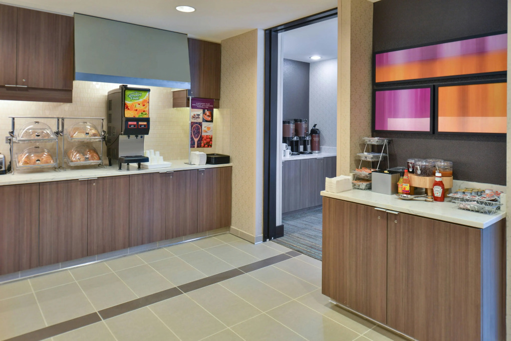 Residence Inn by Marriott Cedar Rapids South