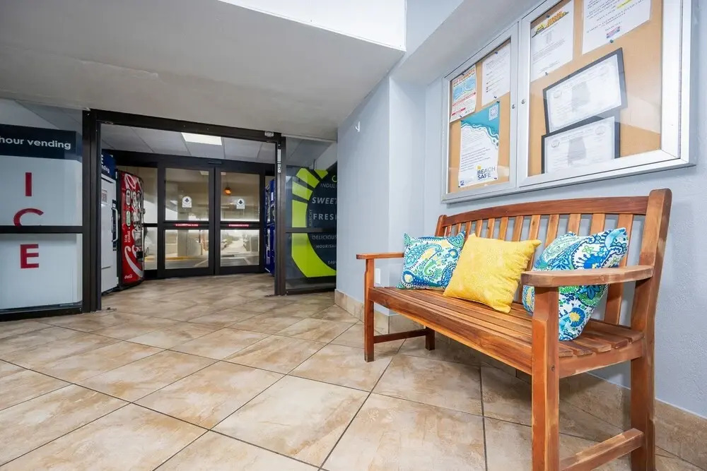 Island Winds East 806 1 Bedroom Condo