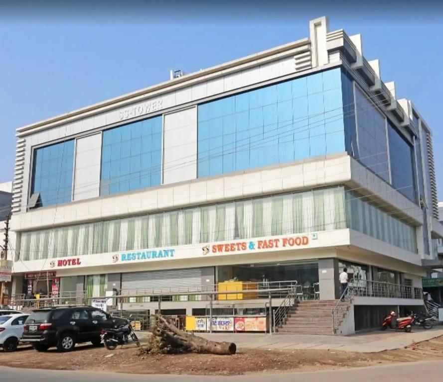 SS Palace Hotel, Gorakhpur
