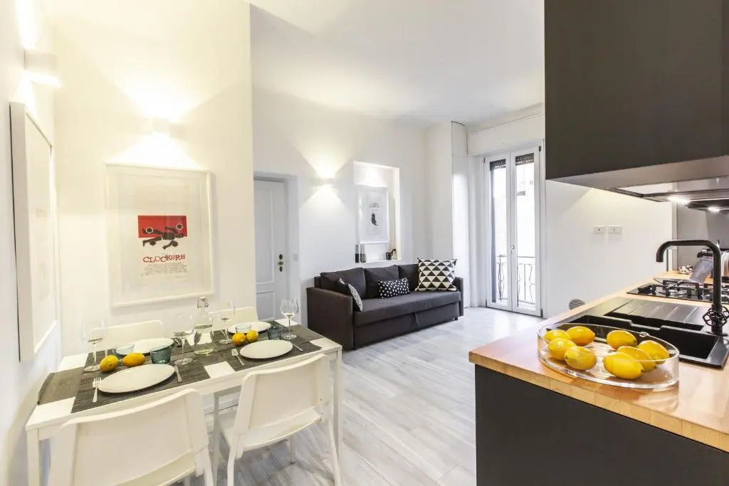 Maciachini Bright Apartment R&R