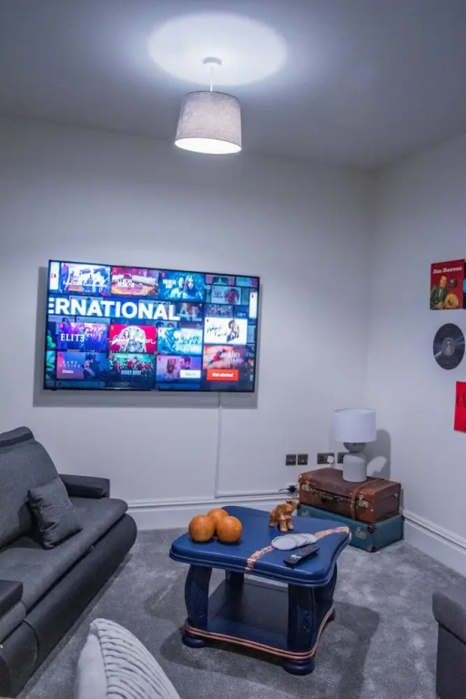 Hayy Collection Townhouse Living at Cliff Oaks