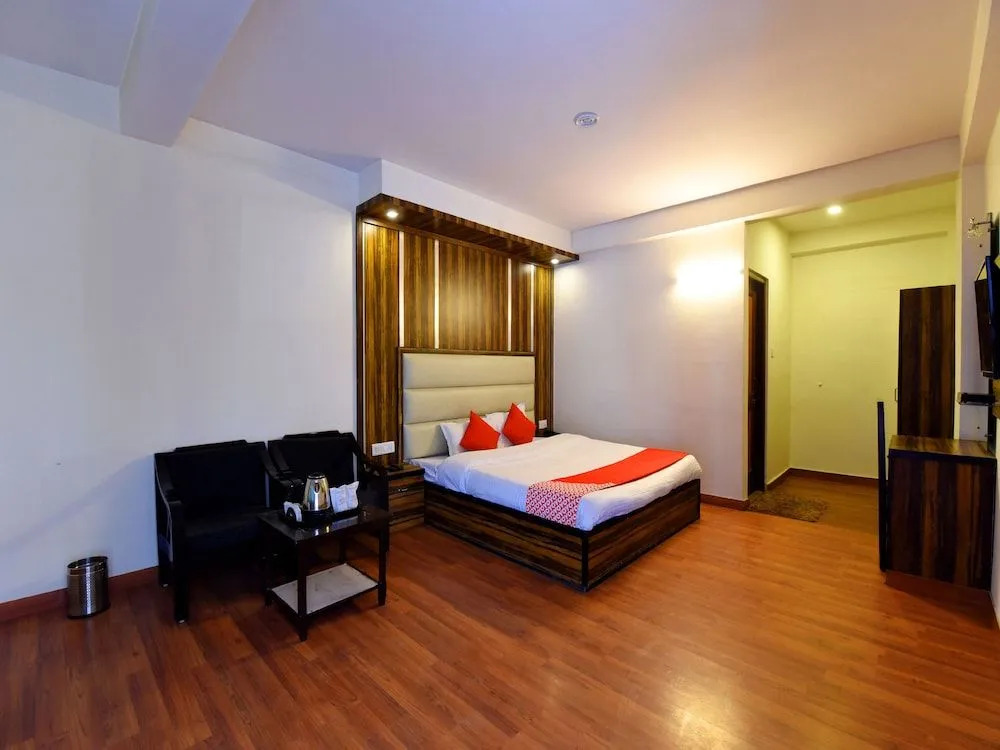 OYO 15216 North Villa