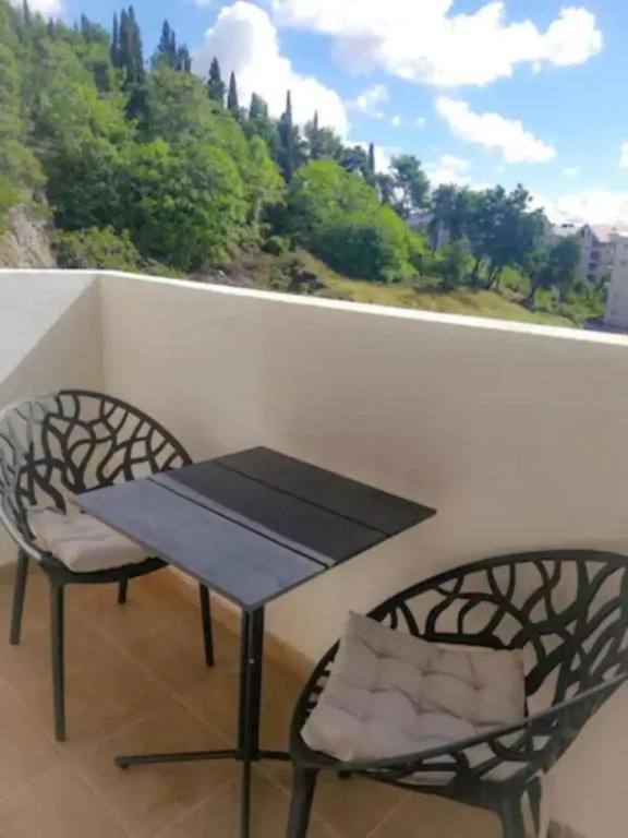 Apartments Overlooking the Green Hills of Ljubovic Park