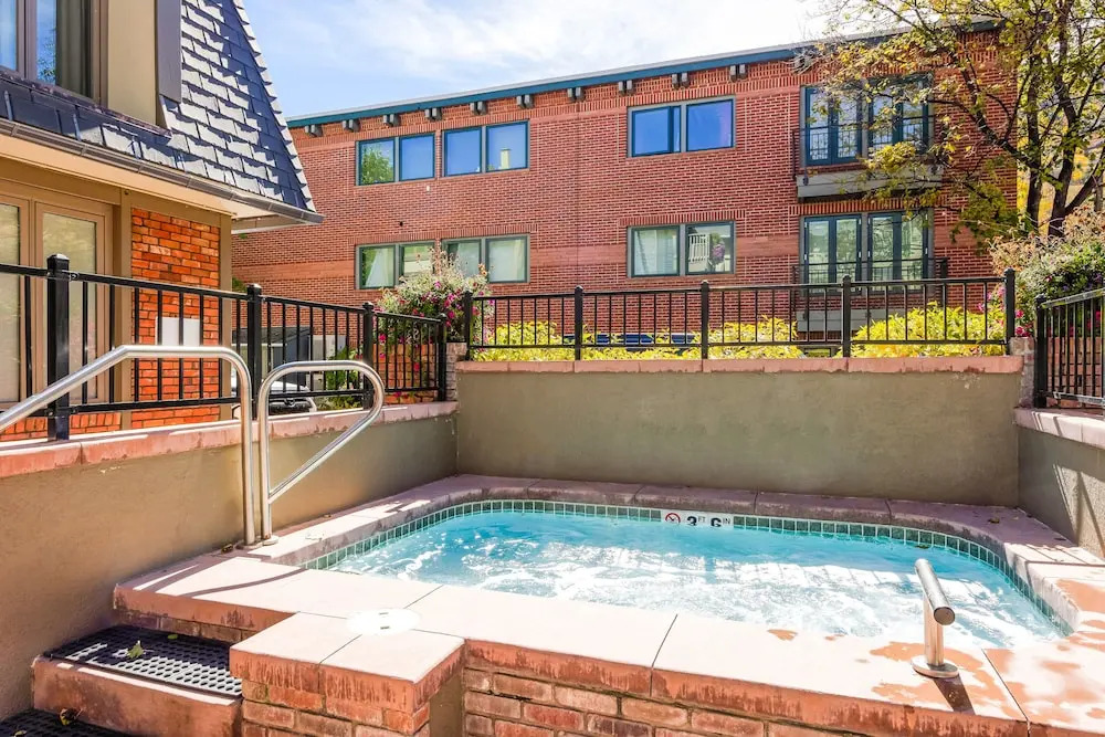 731 E. Durant Ave Apartment Unit 11