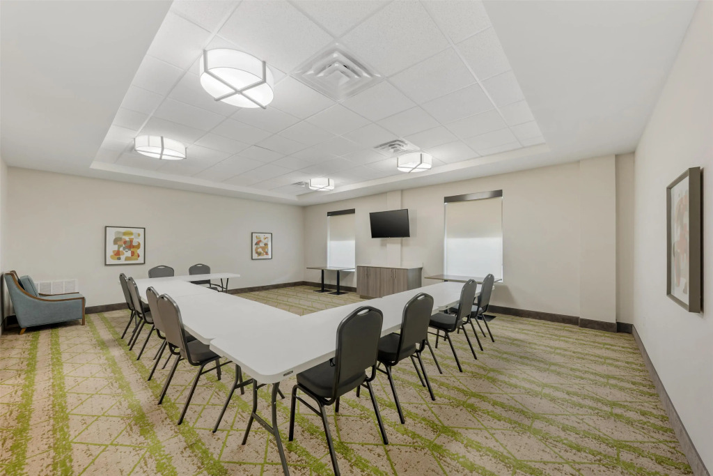 Best Western Green Oak Inn & Suites