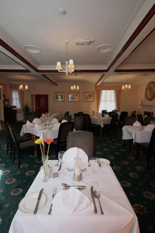 The Broadway Hotel