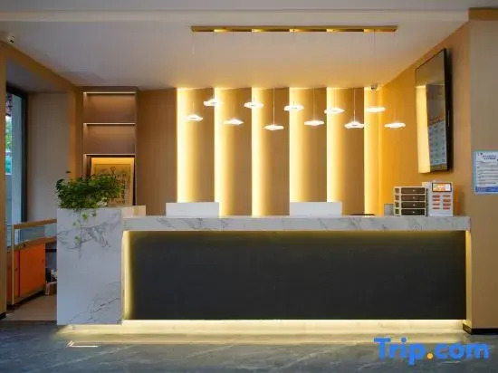 Nanning · Zhong'an Max Premium Audio-Visual Hotel (Jiangnan Wanda Plaza Tingzi Pier)