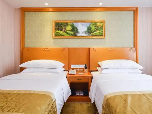 Vienna Hotel Nanjing Pukou Middle Puzhu Road