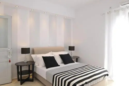 Romantica Suites