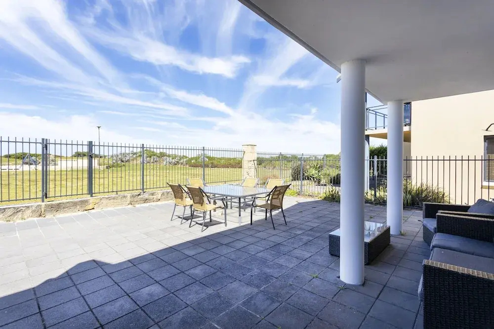 Seaview Apartment