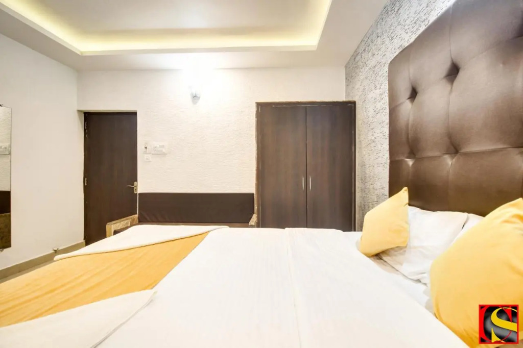 Candolim Sands