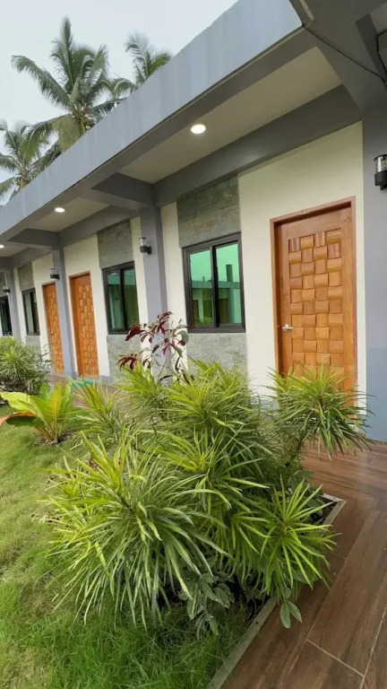 Lalies Inn