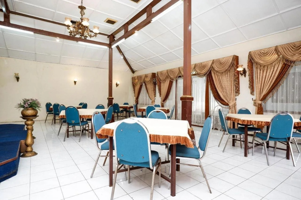 SUPER OYO Capital O 1644 Hotel Griya Kencana