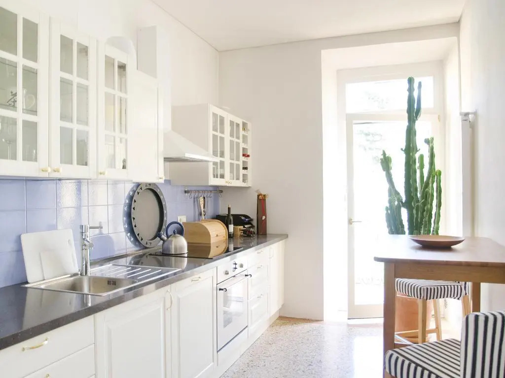 Apartment FIVE