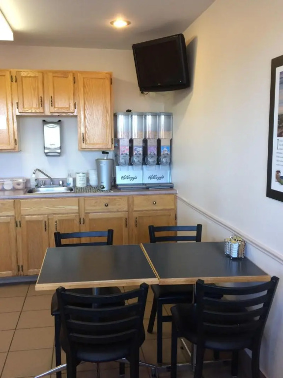 Coastal Inn Sackville