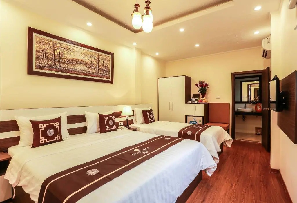 Wild Lotus Hotel & Travel 2