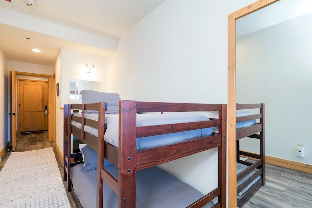 Bear Creek Lodge 309ab 2 Bedroom Condo by Alpine Lodging Telluride