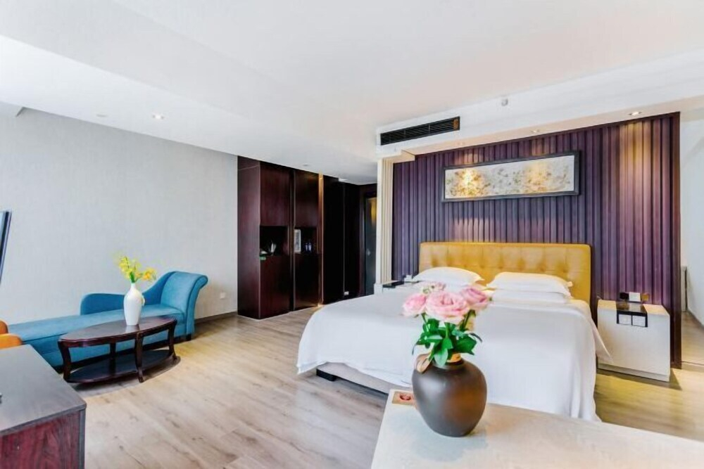Yuehua Hotel