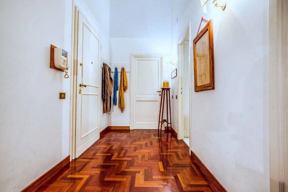 Well Decorated Flat With Amazing Central Location!