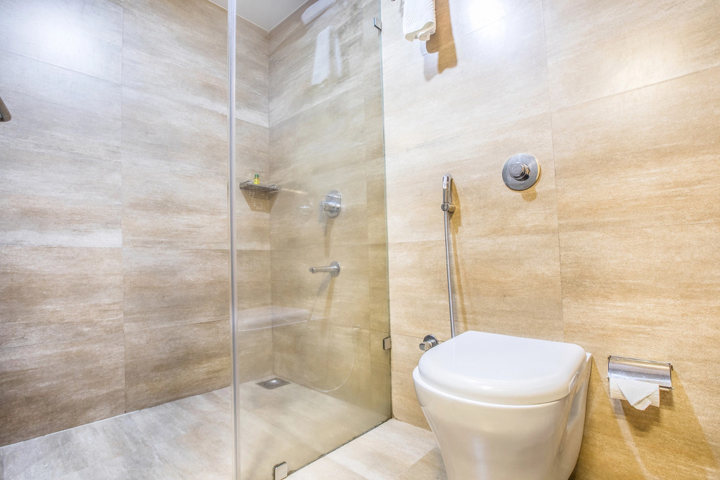 FabHotel Prime Le Western